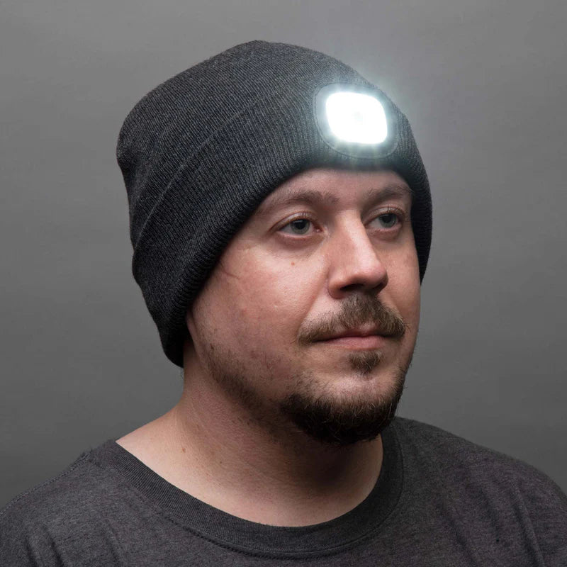 Winterkappe mit LED-Licht - Alltagswelt